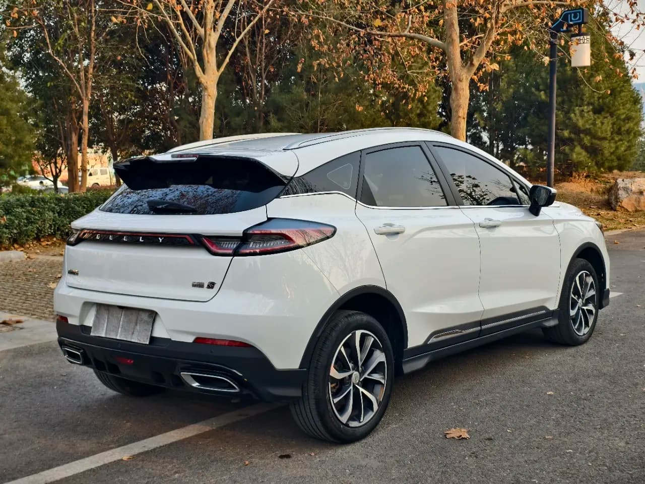 Geely Emgrand S 2022 г. 37180 км. — фото 6