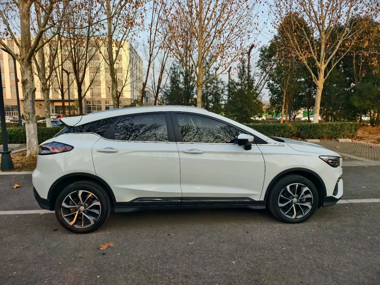 Geely Emgrand S 2022 г. 37180 км. — фото 7