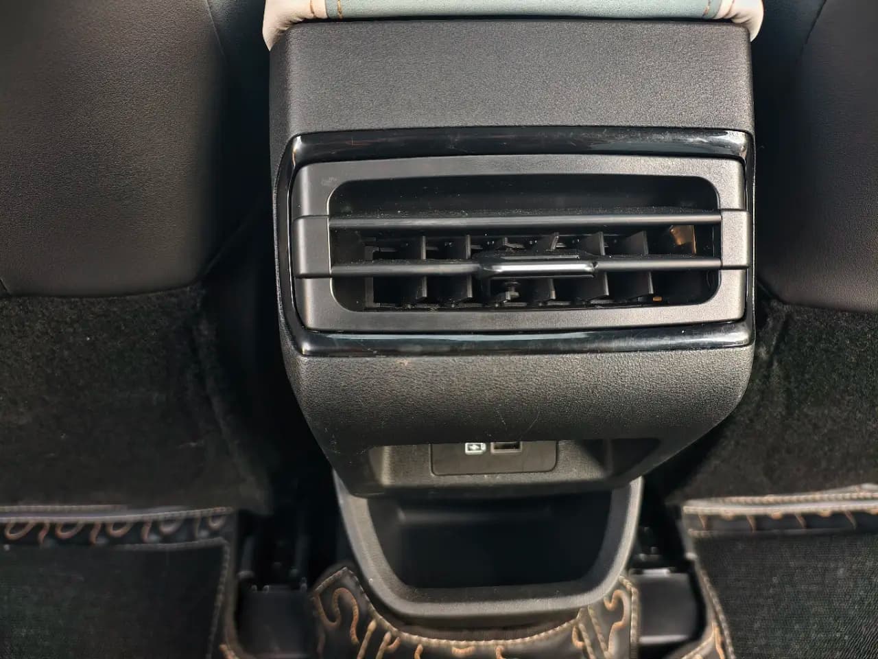 Geely Emgrand S 2022 г. 37180 км. — фото 8