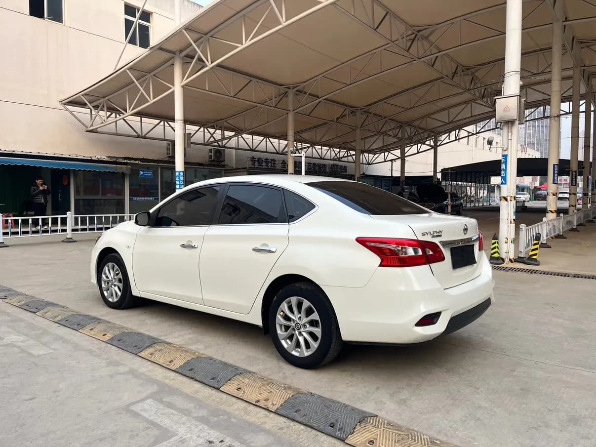 Nissan Sylphy 2021 г. 36098 км. — фото 5