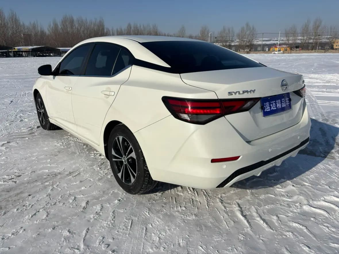 Nissan Sylphy 2022 г. 37003 км. — фото 4