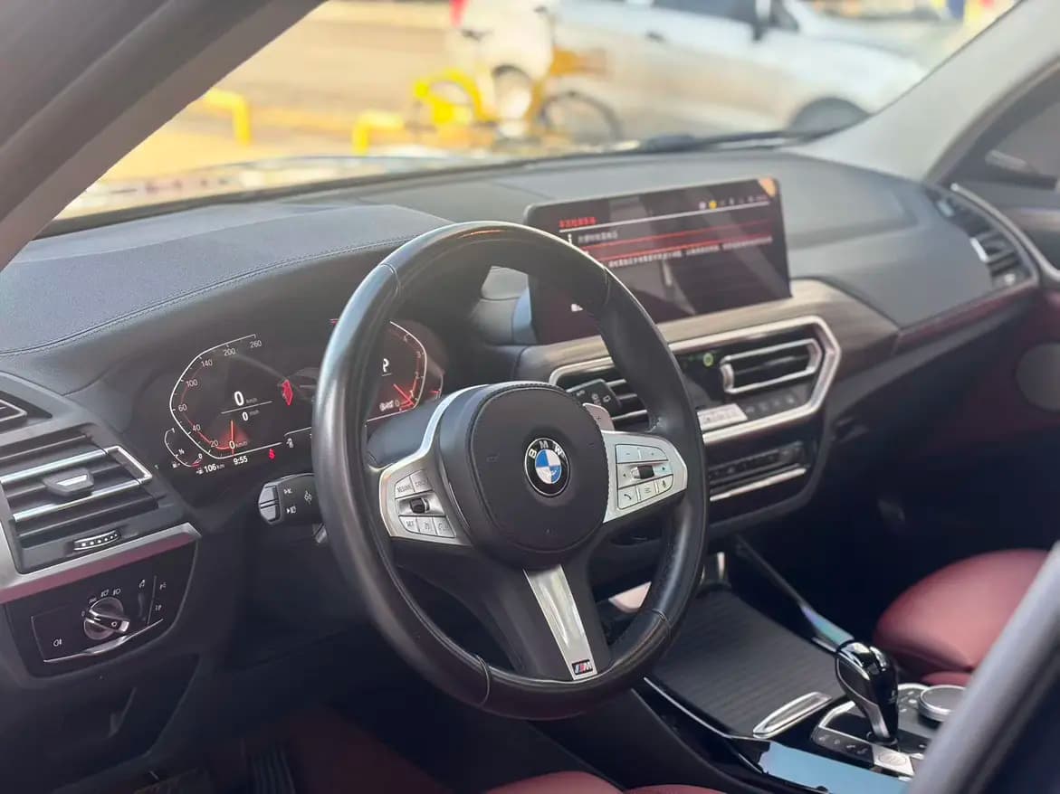 BMW X3 2023 г. 40100 км. — фото 12