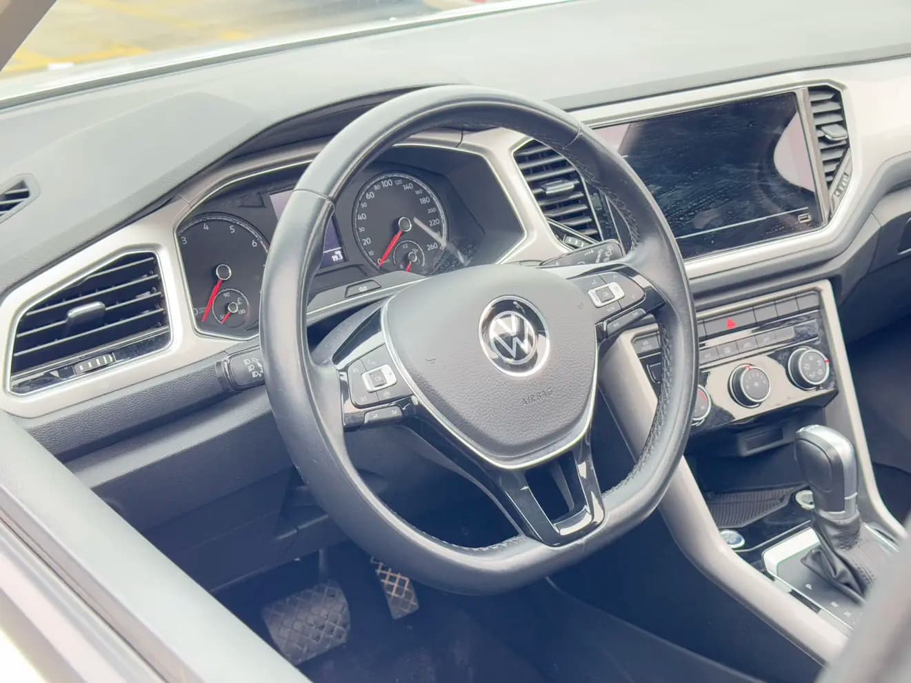 Volkswagen T-Roc 2023 г. 29013 км. — фото 11