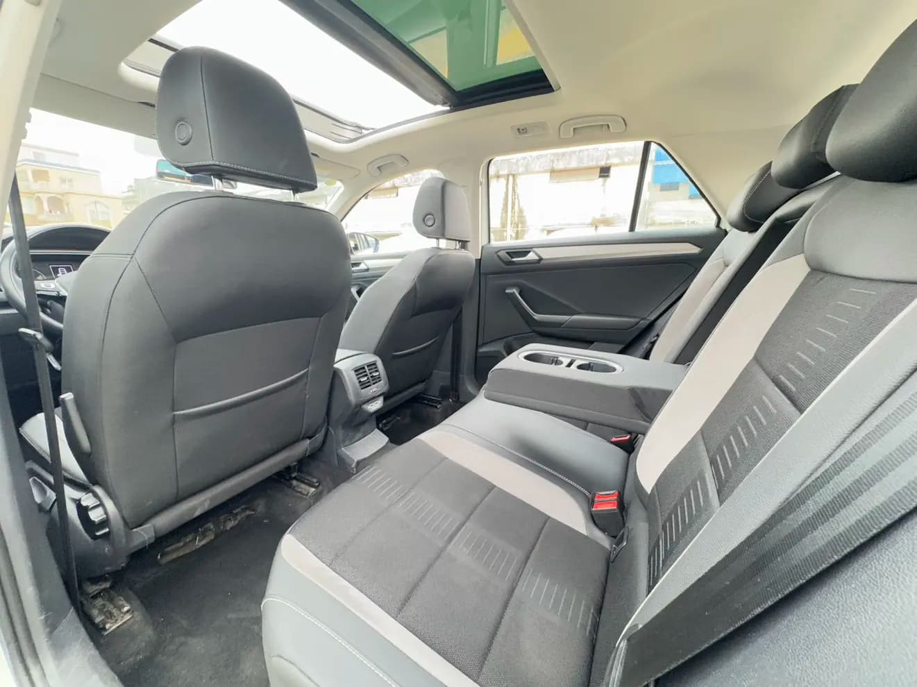 Volkswagen T-Roc 2023 г. 29013 км. — фото 16