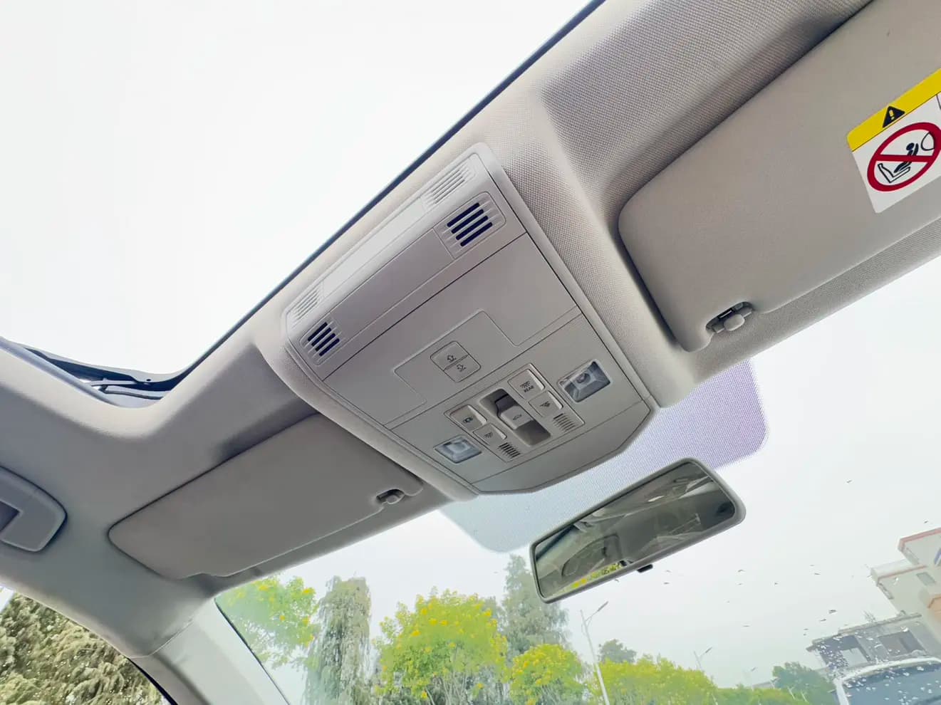 Volkswagen T-Roc 2023 г. 29013 км. — фото 8