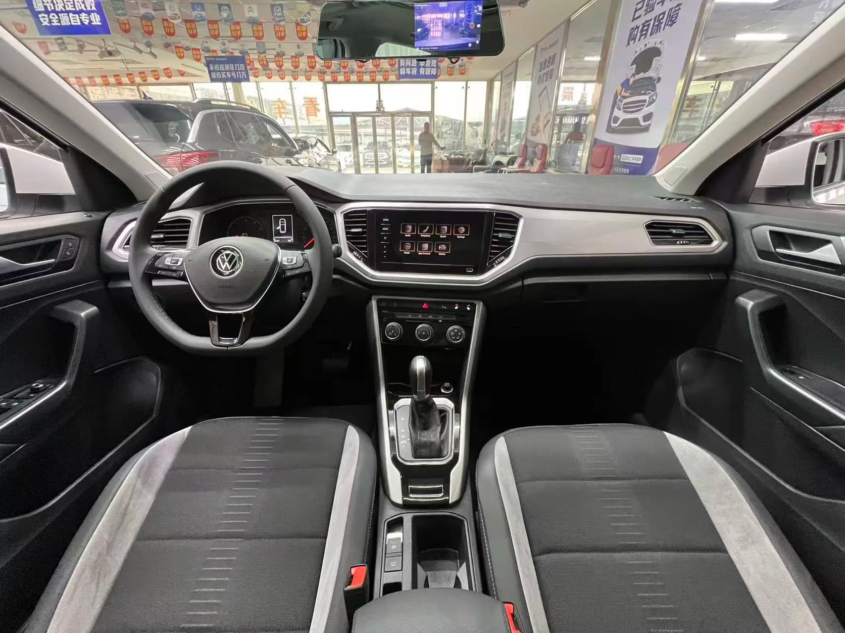 Volkswagen T-Roc 2021 г. 24014 км. — фото 13
