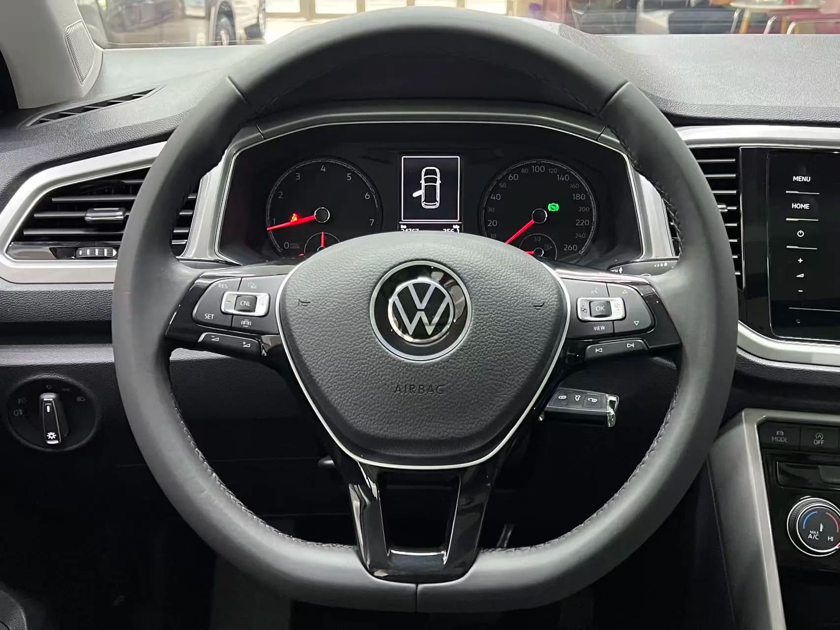 Volkswagen T-Roc 2021 г. 24014 км. — фото 15