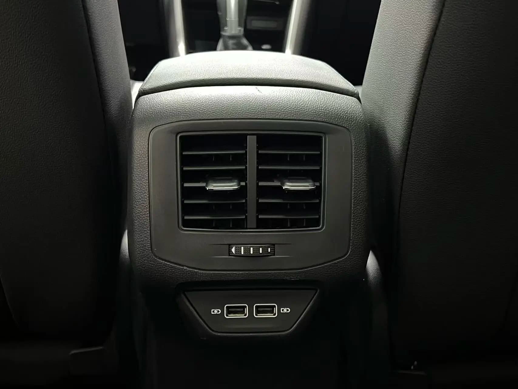 Volkswagen T-Roc 2021 г. 24014 км. — фото 8