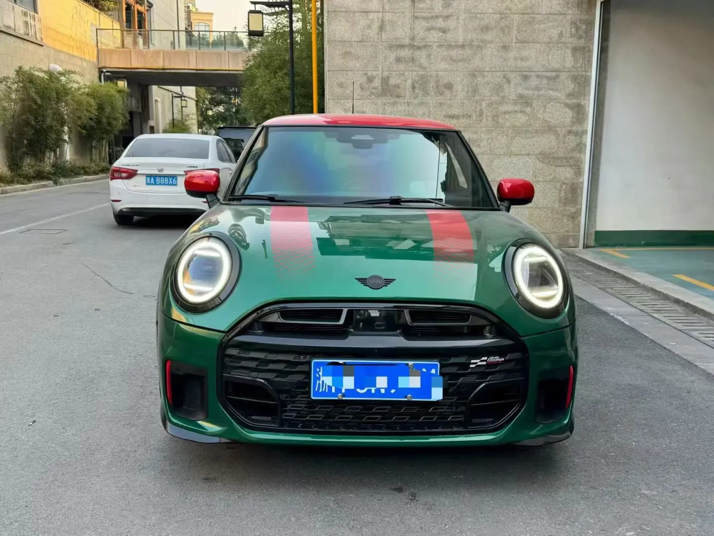 MINI JCW 2025 г. 4000 км. — фото 2