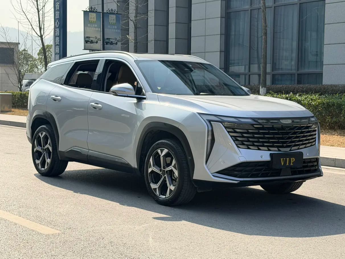 Geely Atlas L 2023 г. 35100 км. — фото 3