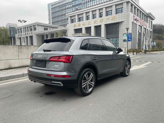 Audi Q5L 2021 г. 57077 км. — фото 14