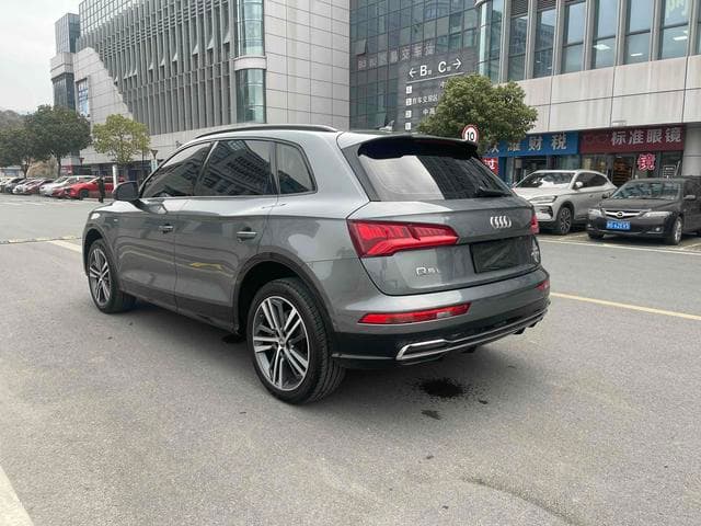 Audi Q5L 2021 г. 57077 км. — фото 3