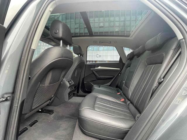 Audi Q5L 2021 г. 57077 км. — фото 9