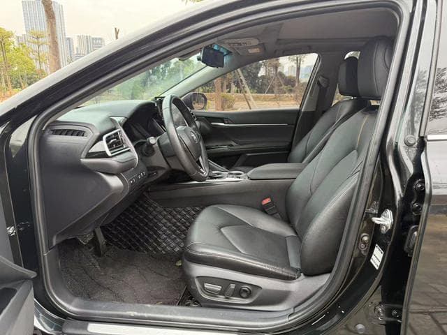 Toyota Camry 2023 г. 52024 км. — фото 11