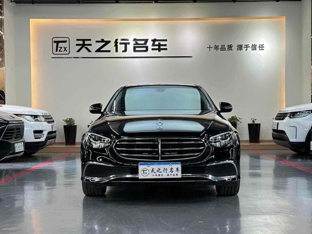 Mercedes-Benz E-Class 2022 г. 36075 км. — фото 2
