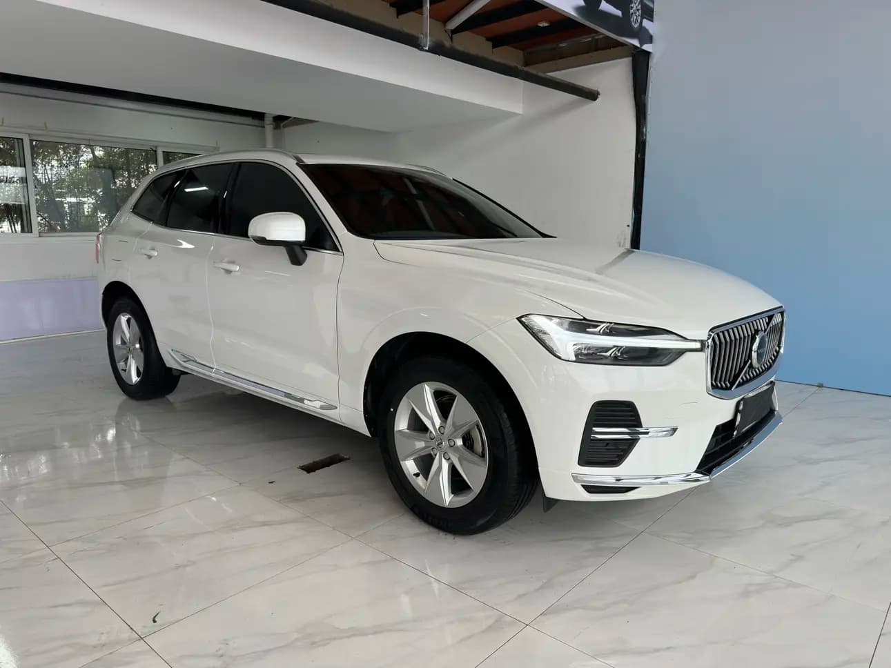 Volvo XC60 2021 г. 52123 км. — фото 3
