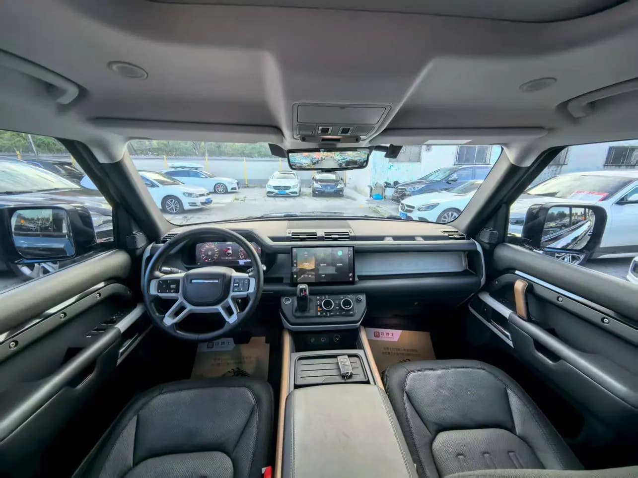 Land Rover Guard 2022 г. 48000 км. — фото 6