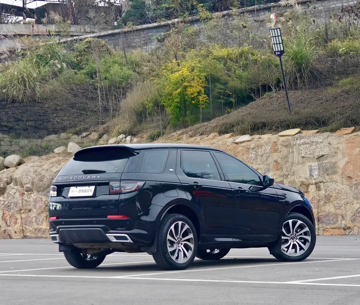 Land Rover Discover Sports 2023 г. 33000 км. — фото 6
