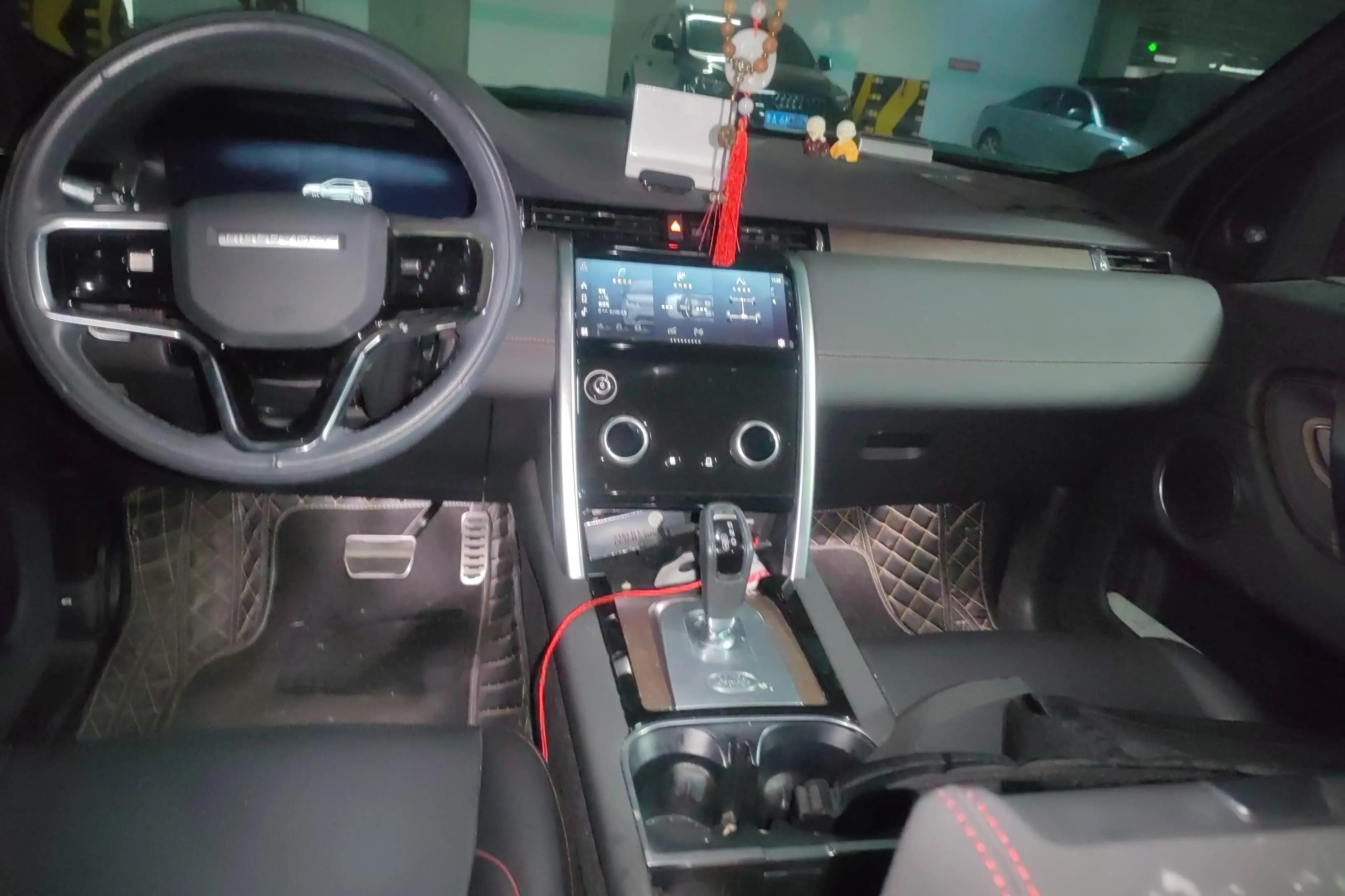 Land Rover Discover Sports 2022 г. 27850 км. — фото 11