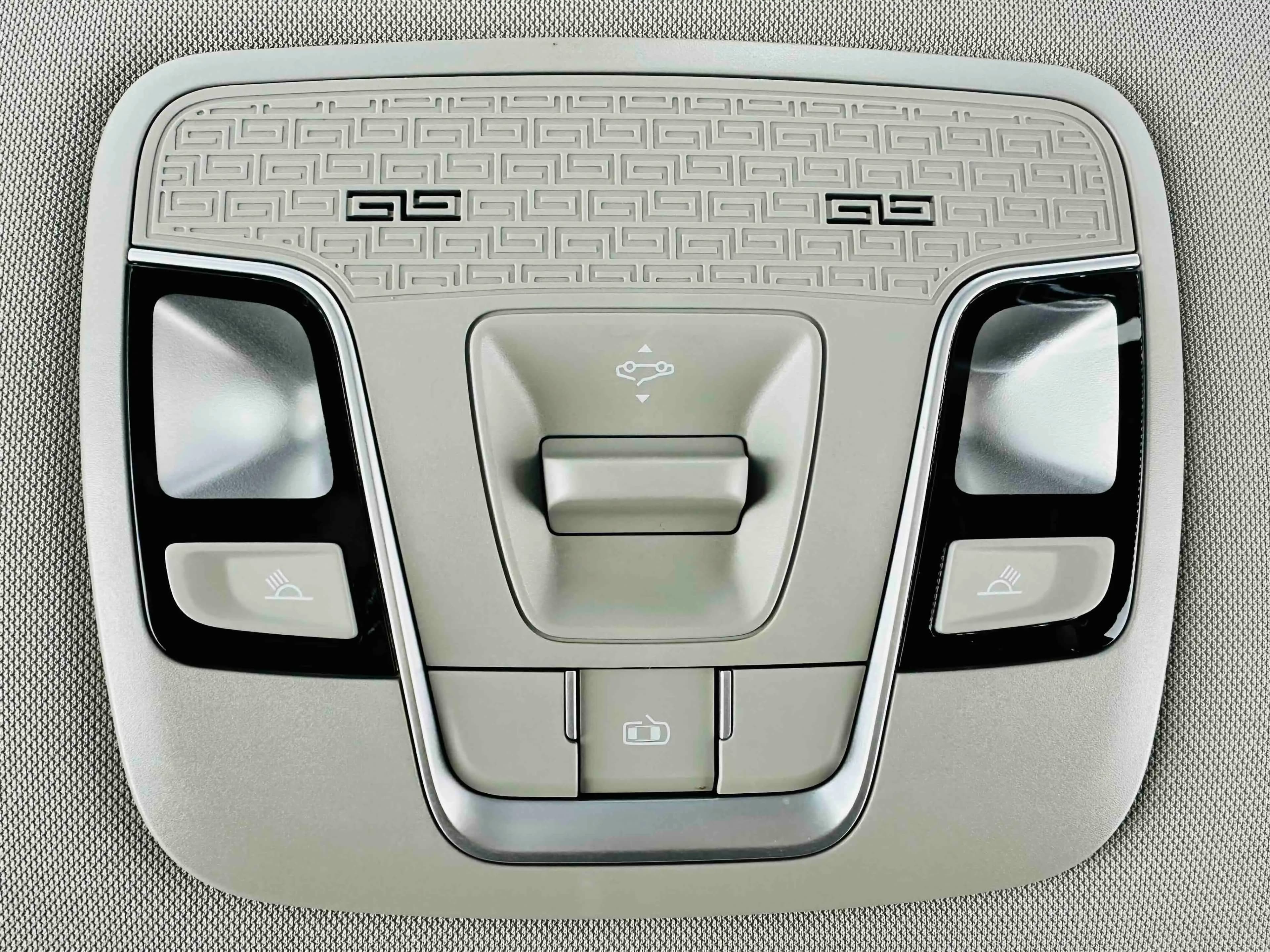 Geely Coolray SX11 2022 г. 33021 км. — фото 10