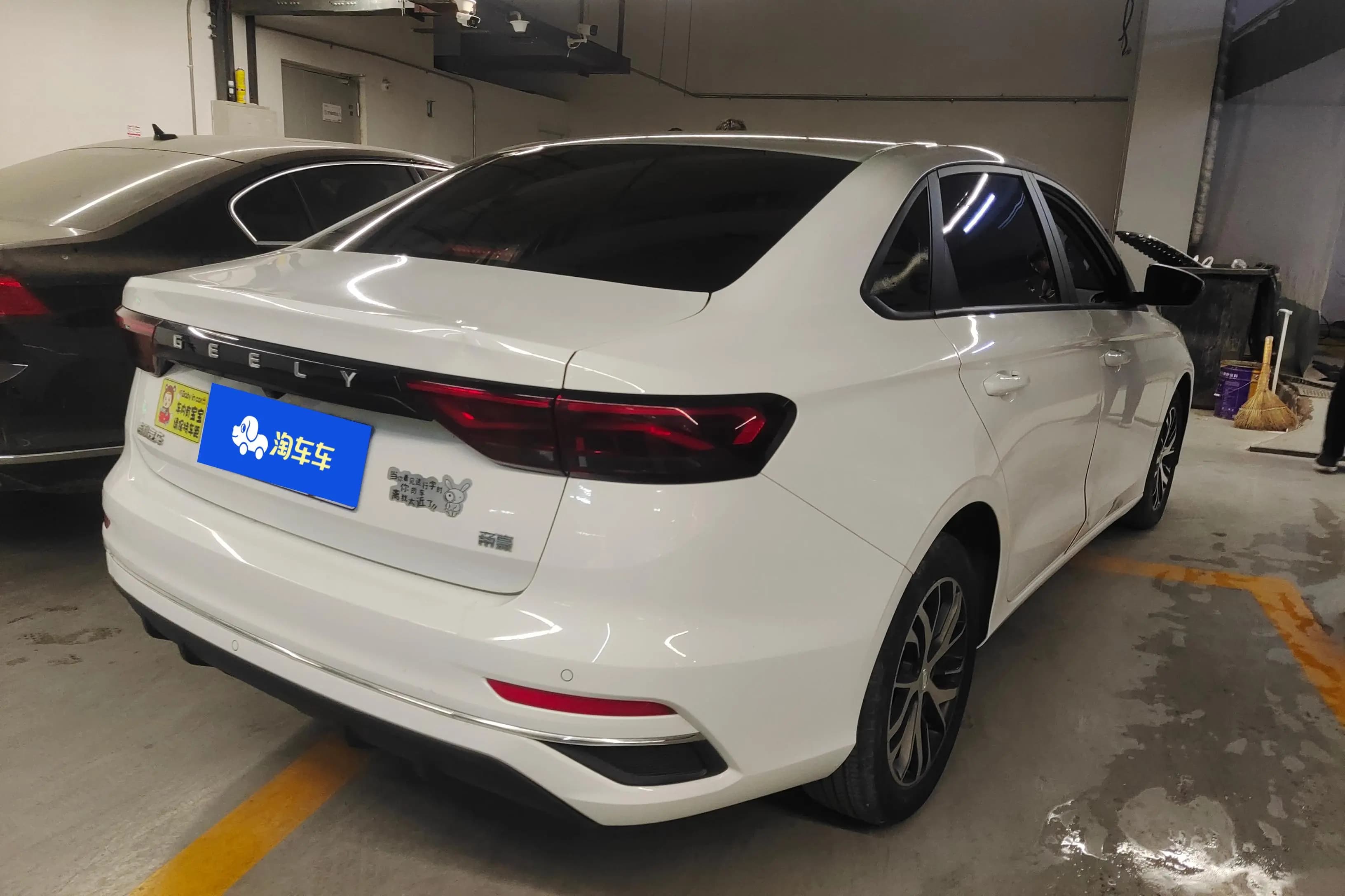 Geely Emgrand 2021 г. 42588 км. — фото 3
