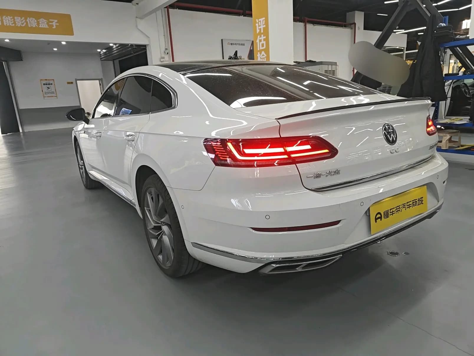 Volkswagen Arteon 2023 г. 18496 км. — фото 6