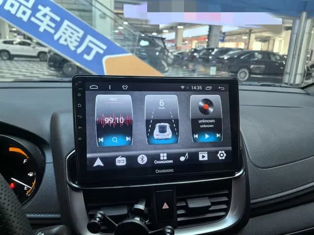 Toyota Yaris L 2022 г. 34012 км. — фото 11