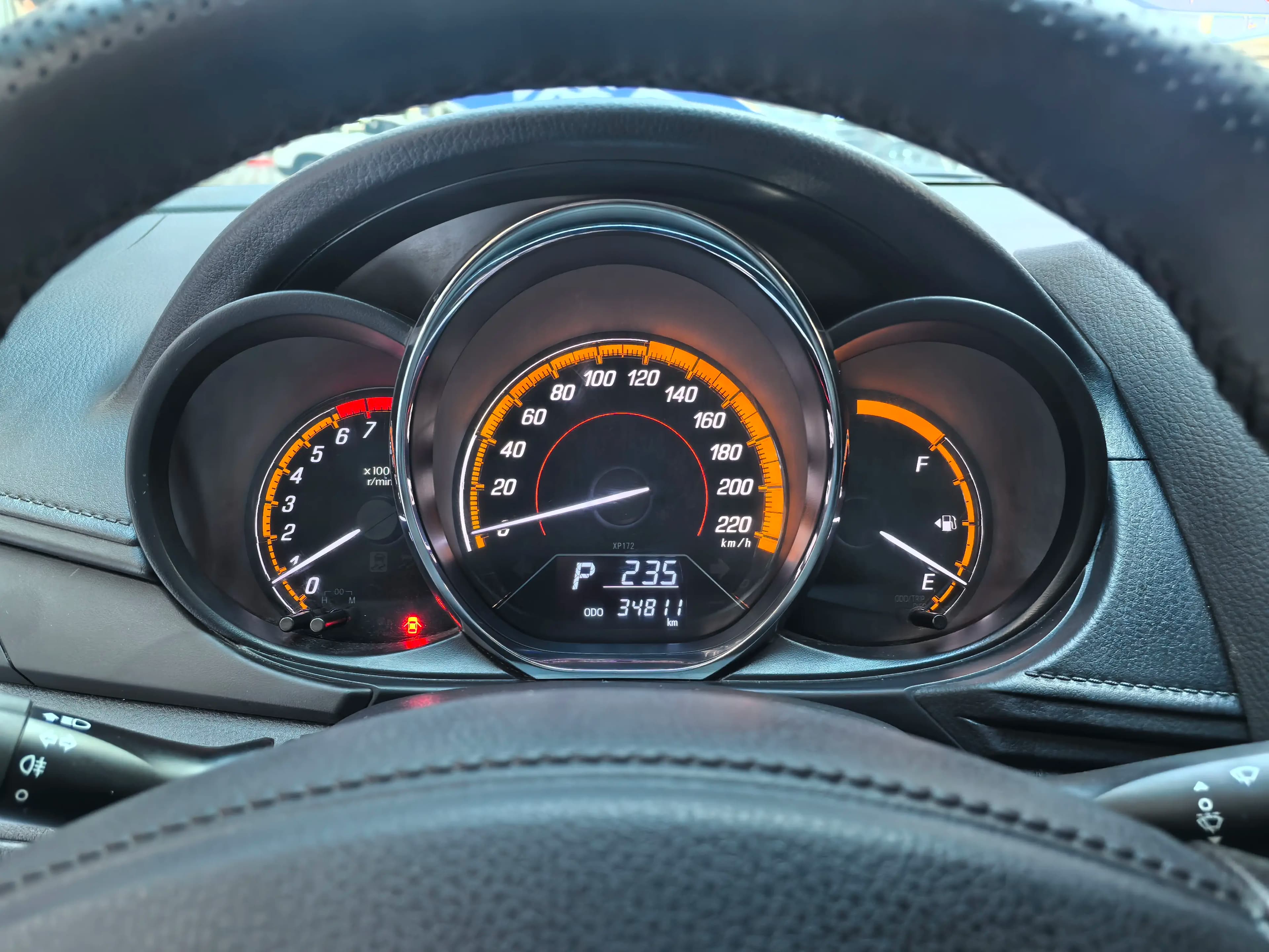 Toyota Yaris L 2022 г. 34012 км. — фото 12