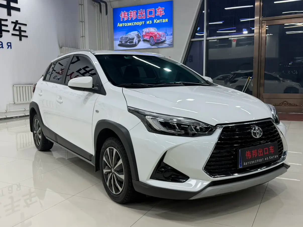 Toyota Yaris L 2023 г. 15013 км. — фото 3