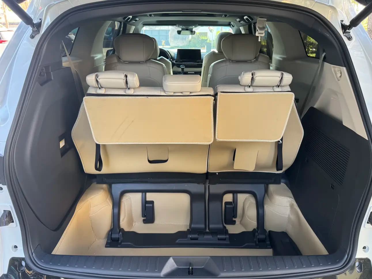 Toyota Sienna 2025 г. 20050 км. — фото 14