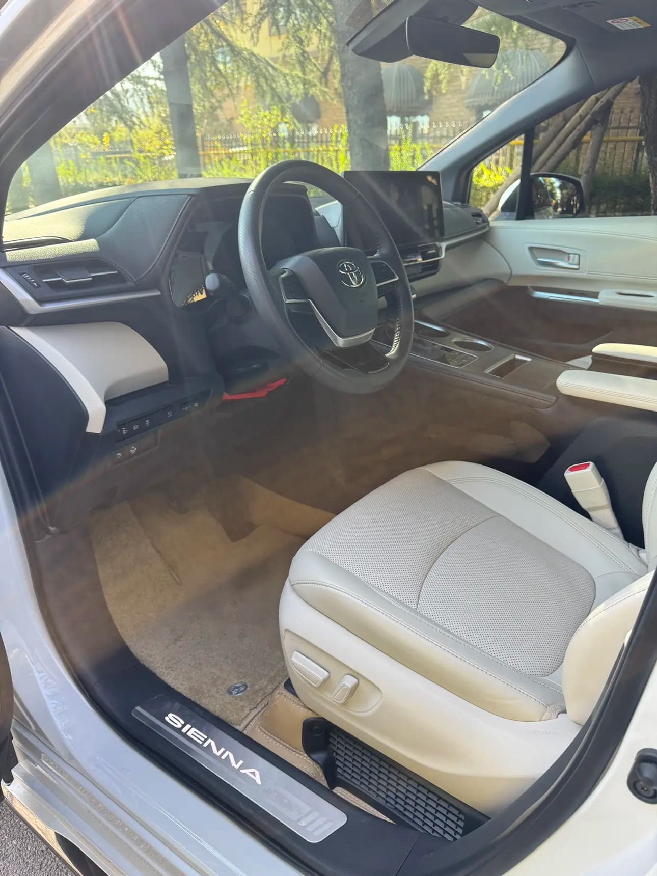 Toyota Sienna 2025 г. 20050 км. — фото 10