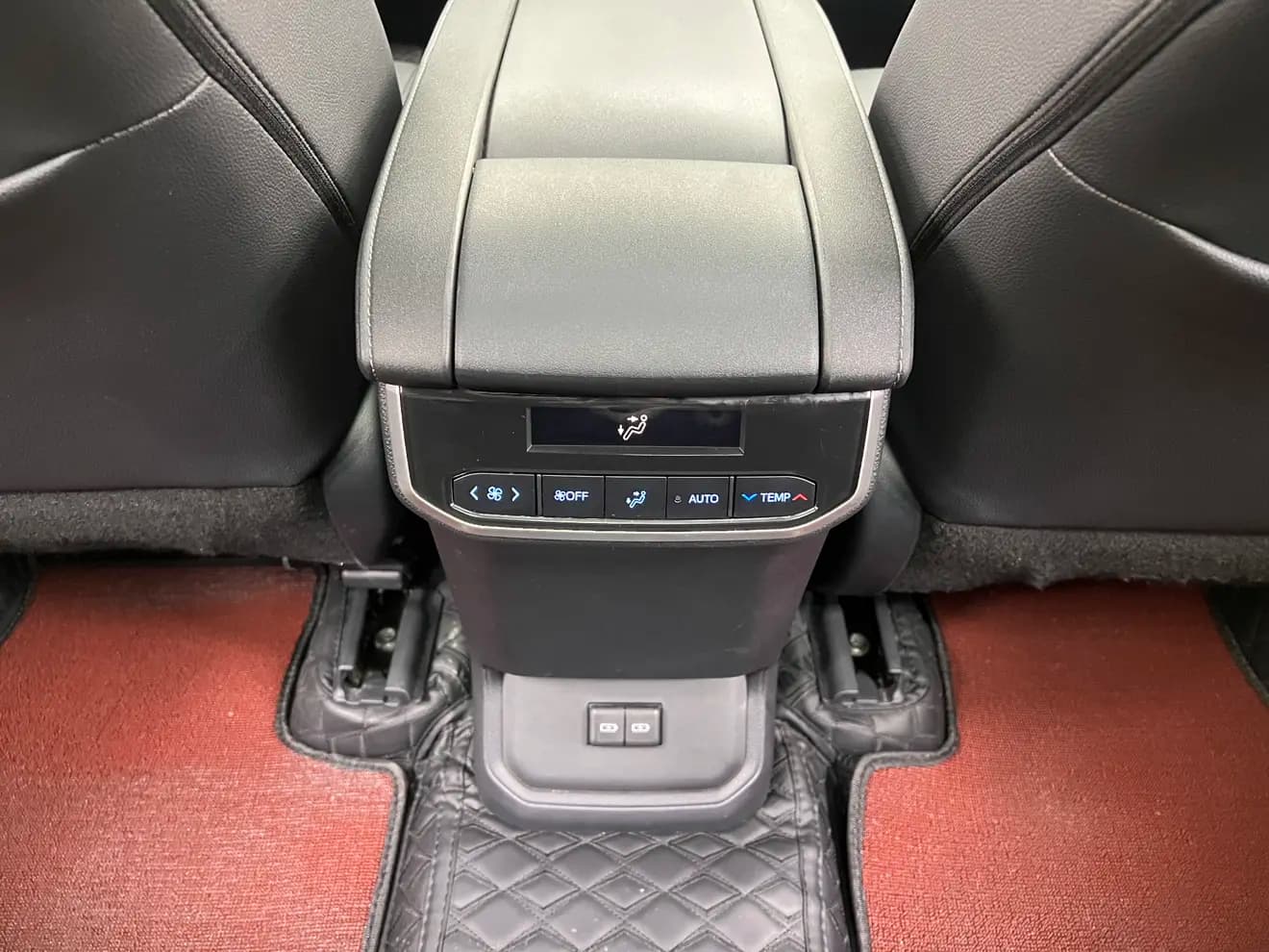 Toyota Highlander 2021 г. 50128 км. — фото 12