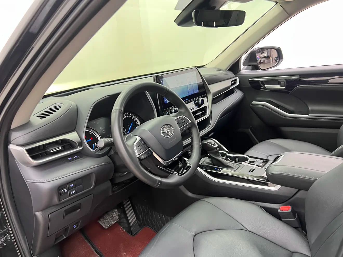 Toyota Highlander 2021 г. 50128 км. — фото 20