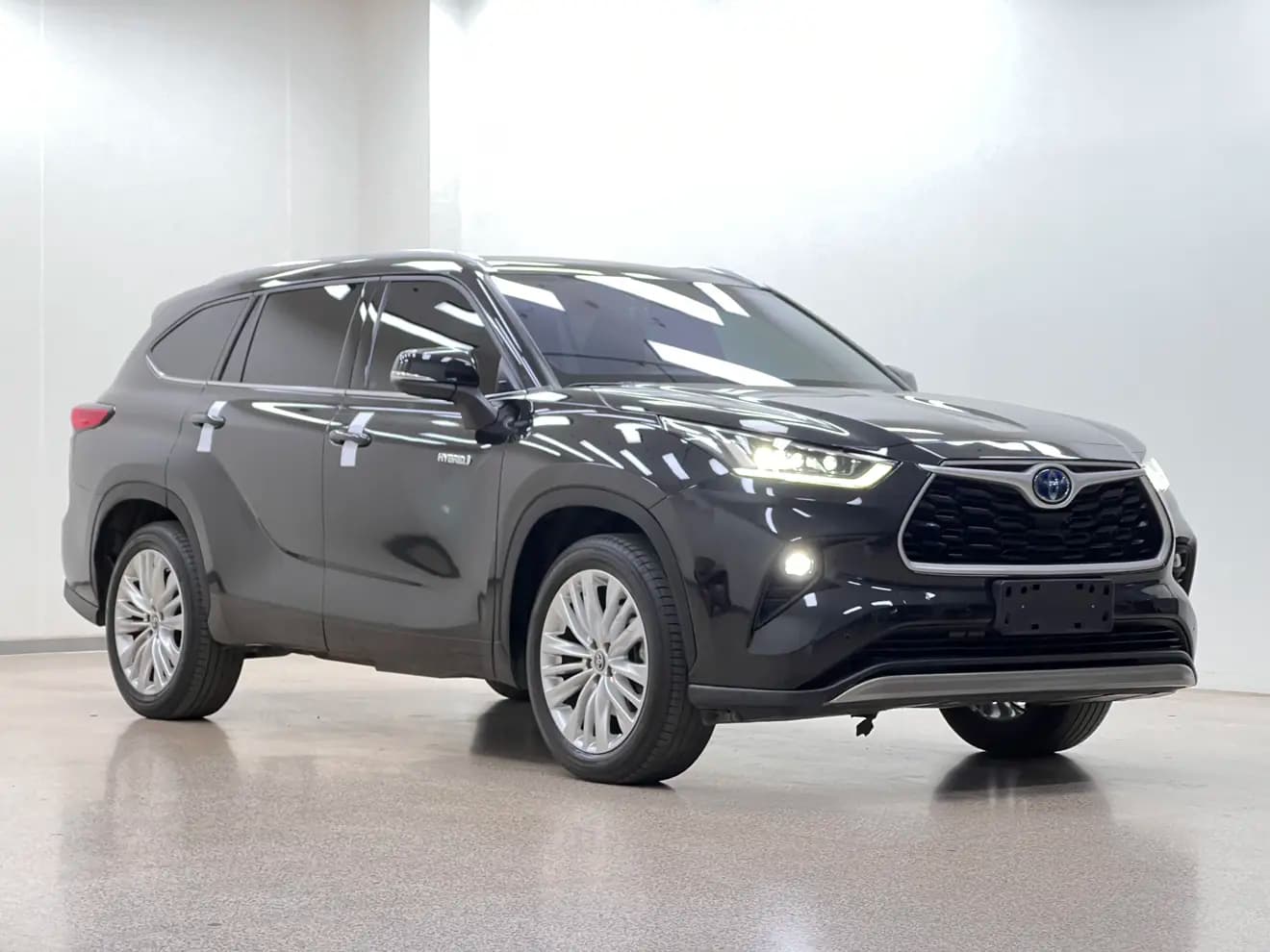 Toyota Highlander 2021 г. 50128 км. — фото 3