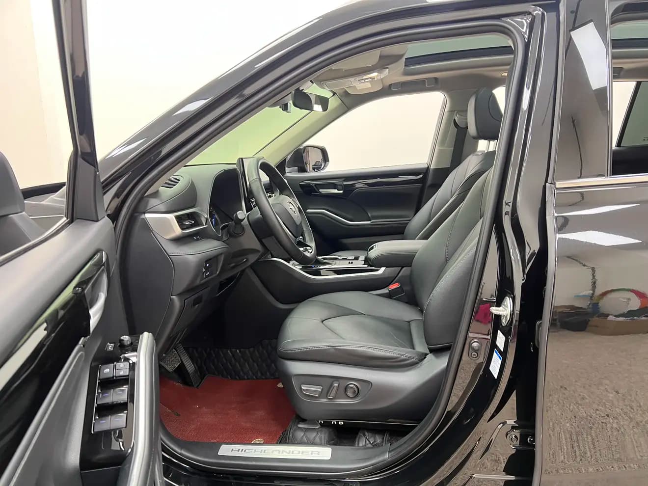 Toyota Highlander 2021 г. 50128 км. — фото 23