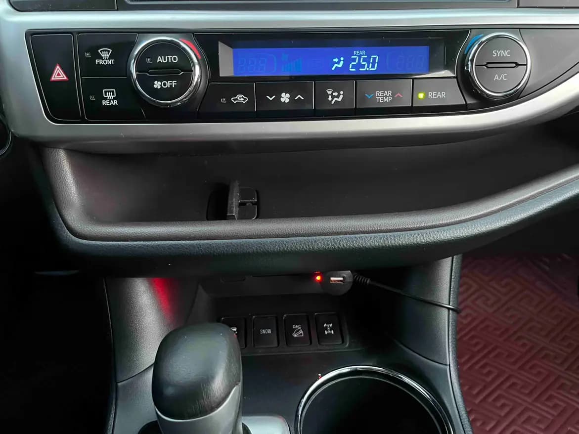 Toyota Highlander 2021 г. 83130 км. — фото 14