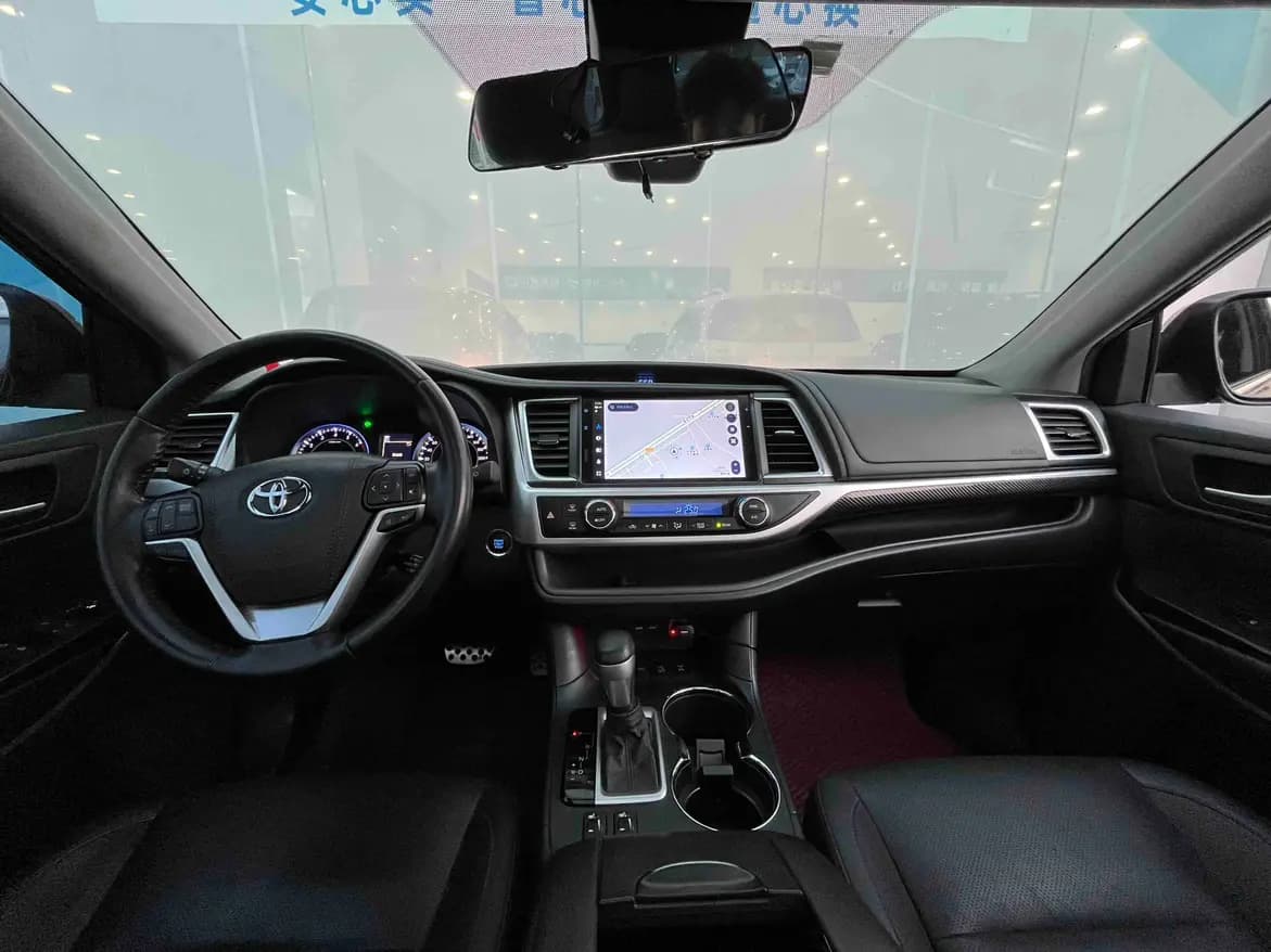 Toyota Highlander 2021 г. 83130 км. — фото 17