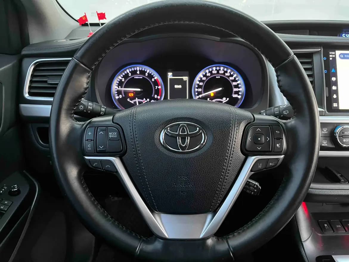 Toyota Highlander 2021 г. 83130 км. — фото 19