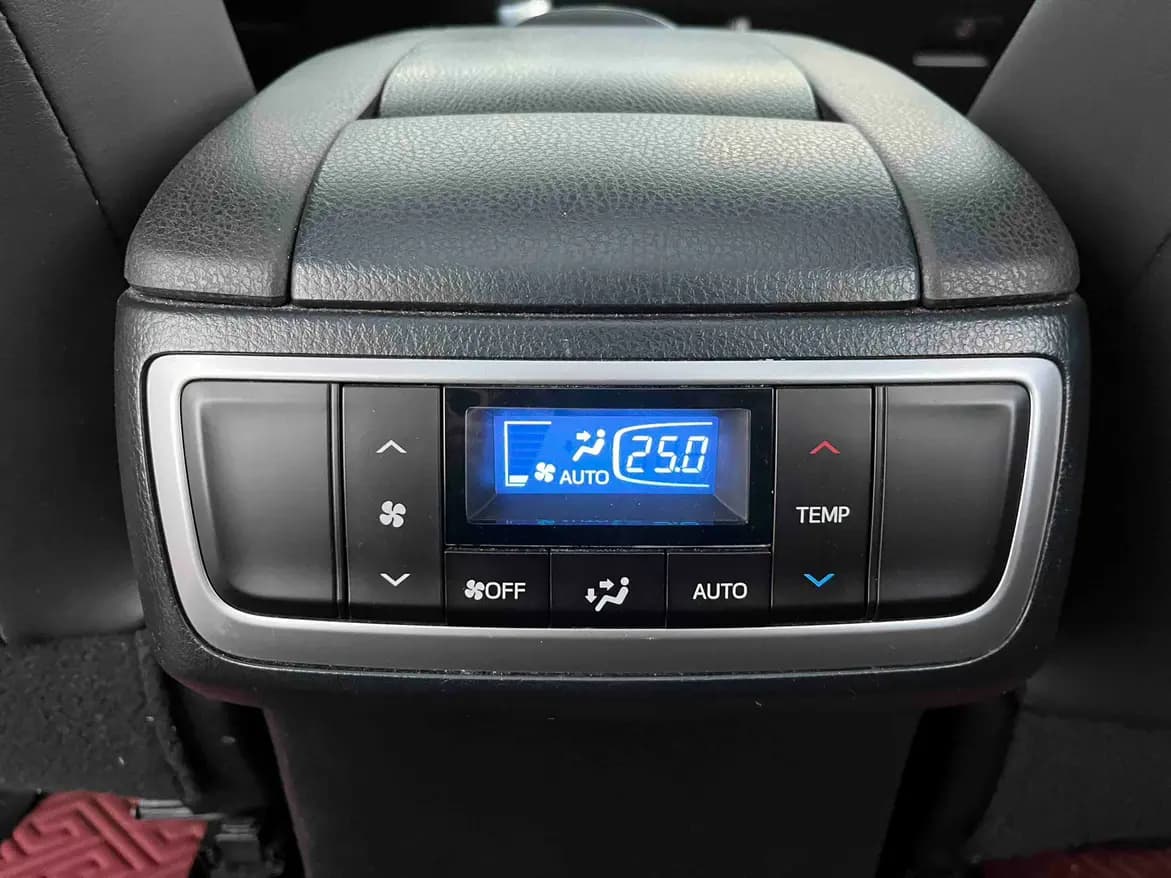 Toyota Highlander 2021 г. 83130 км. — фото 23
