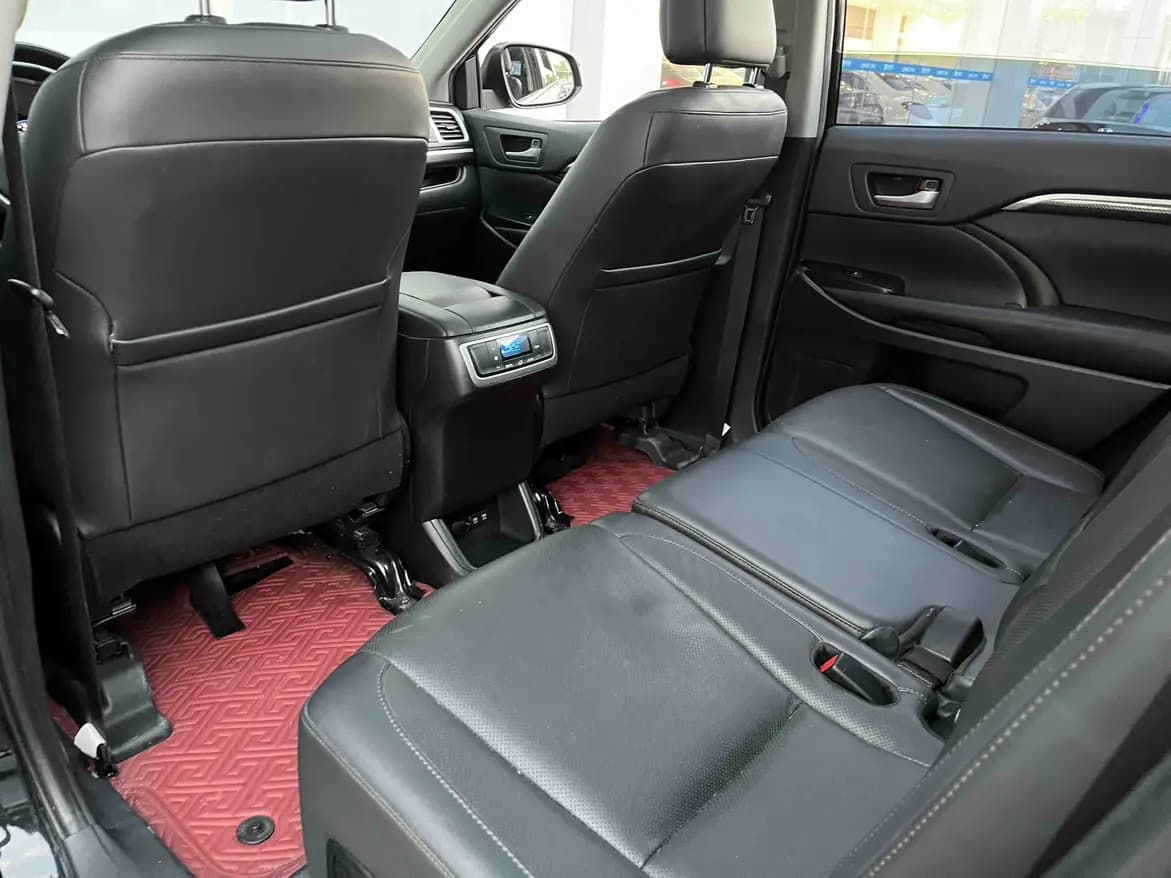 Toyota Highlander 2021 г. 83130 км. — фото 26
