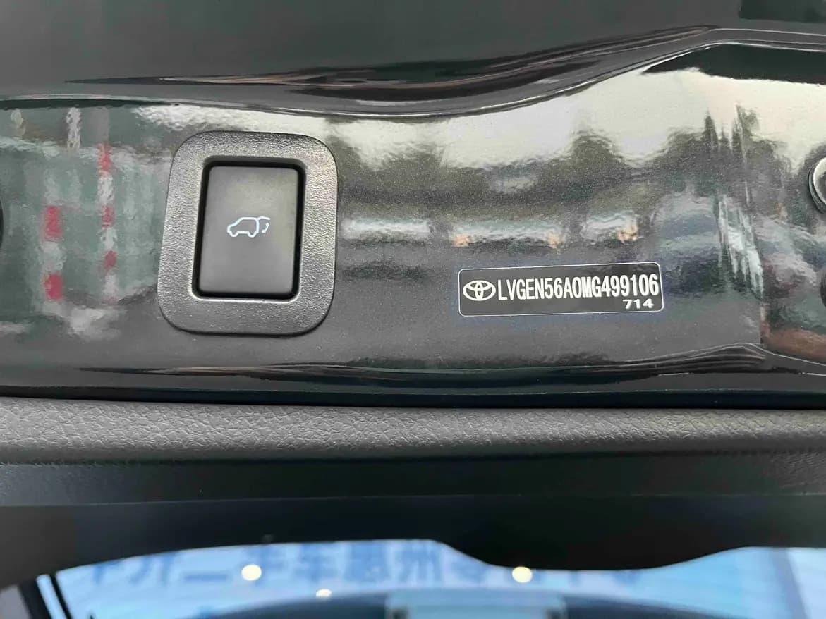 Toyota Highlander 2021 г. 83130 км. — фото 10