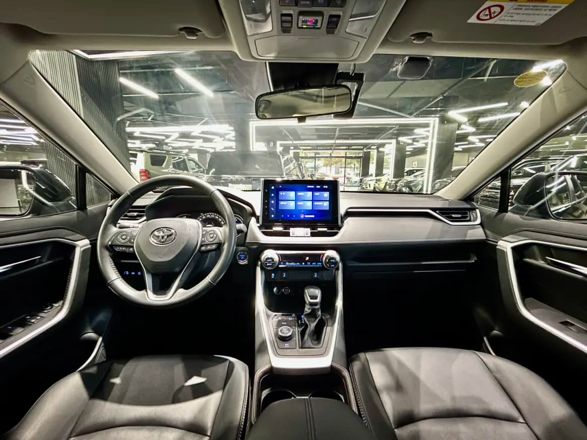 Toyota RAV4 2023 г. 27099 км. — фото 15