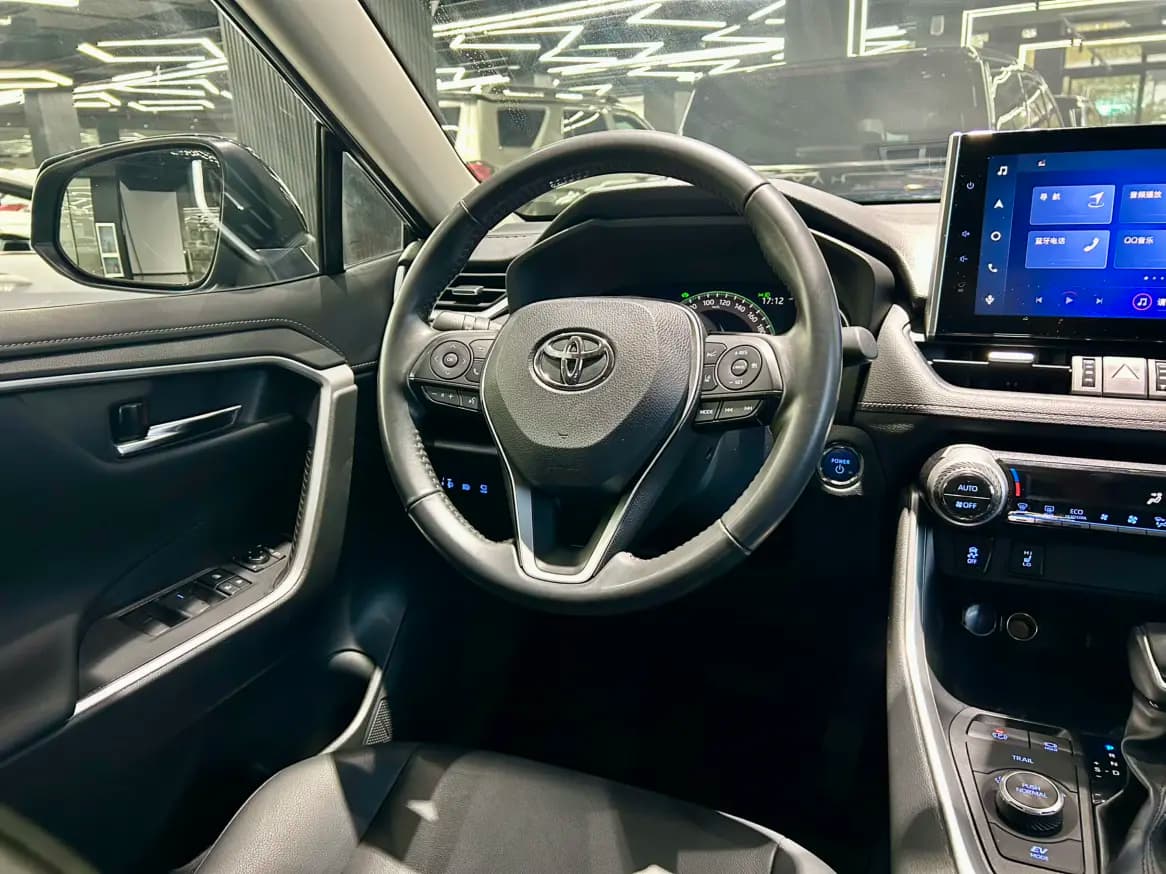 Toyota RAV4 2023 г. 27099 км. — фото 23