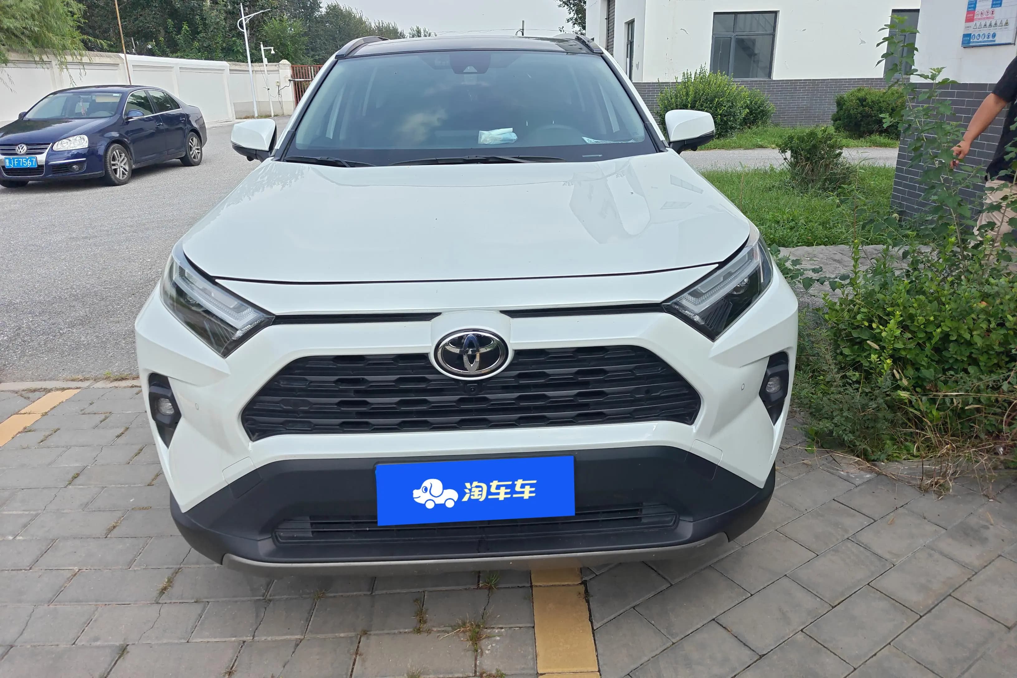 Toyota RAV4 2024 г. 29805 км. — фото 2