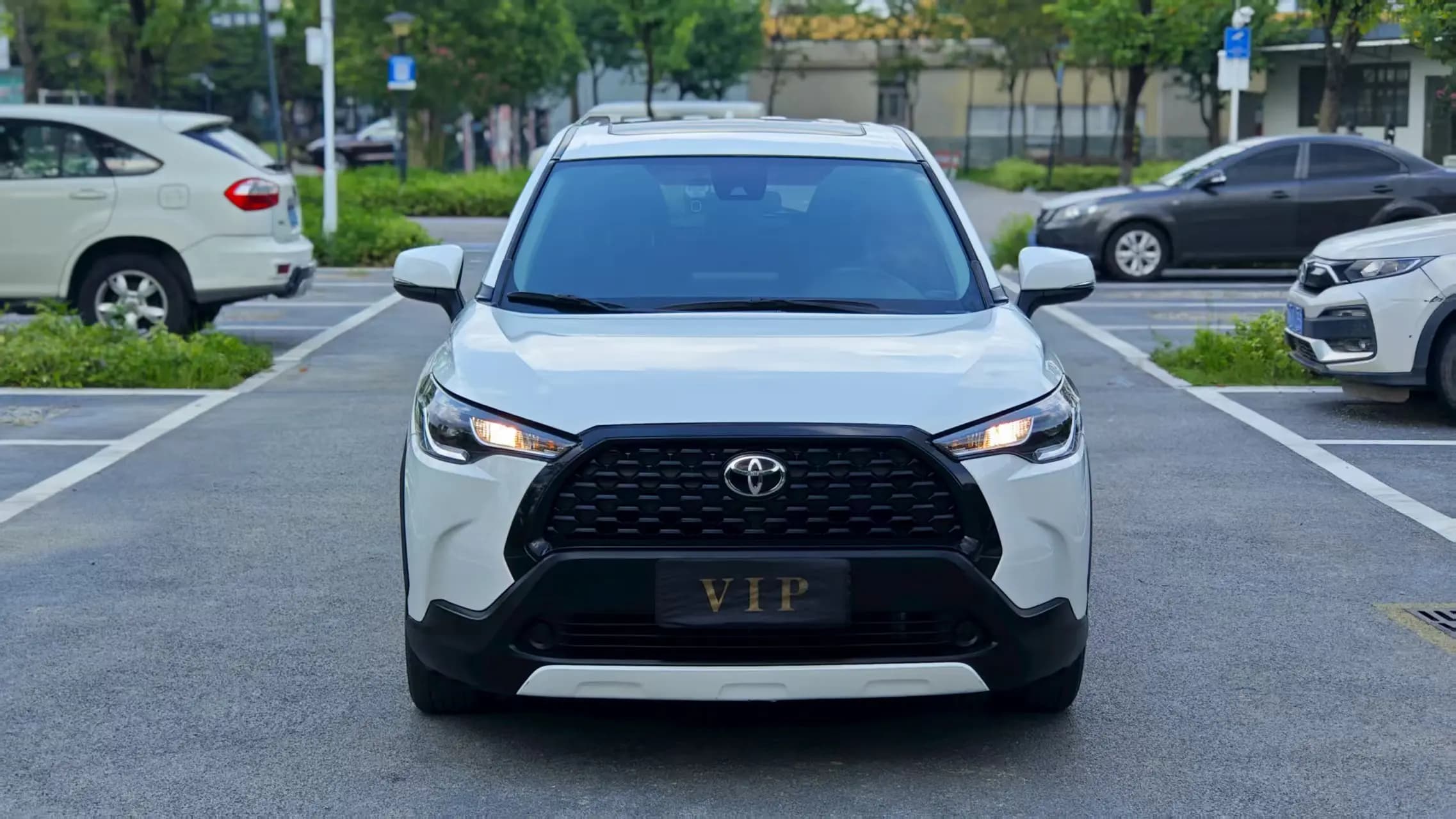 Toyota Corolla Cross 2022 г. 18114 км. — фото 2