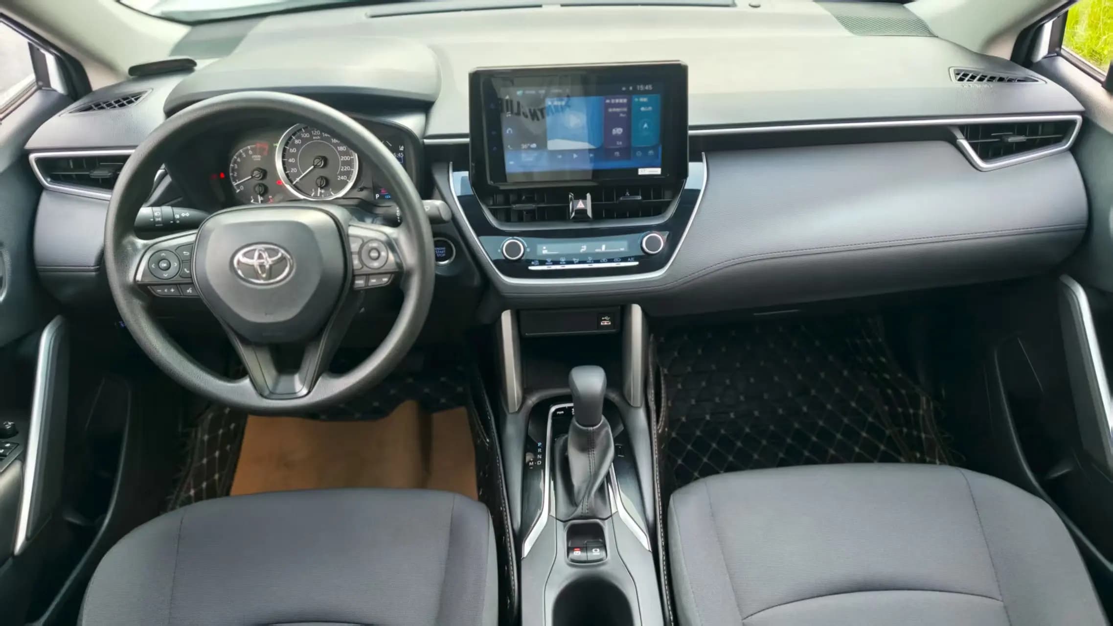 Toyota Corolla Cross 2022 г. 18114 км. — фото 8