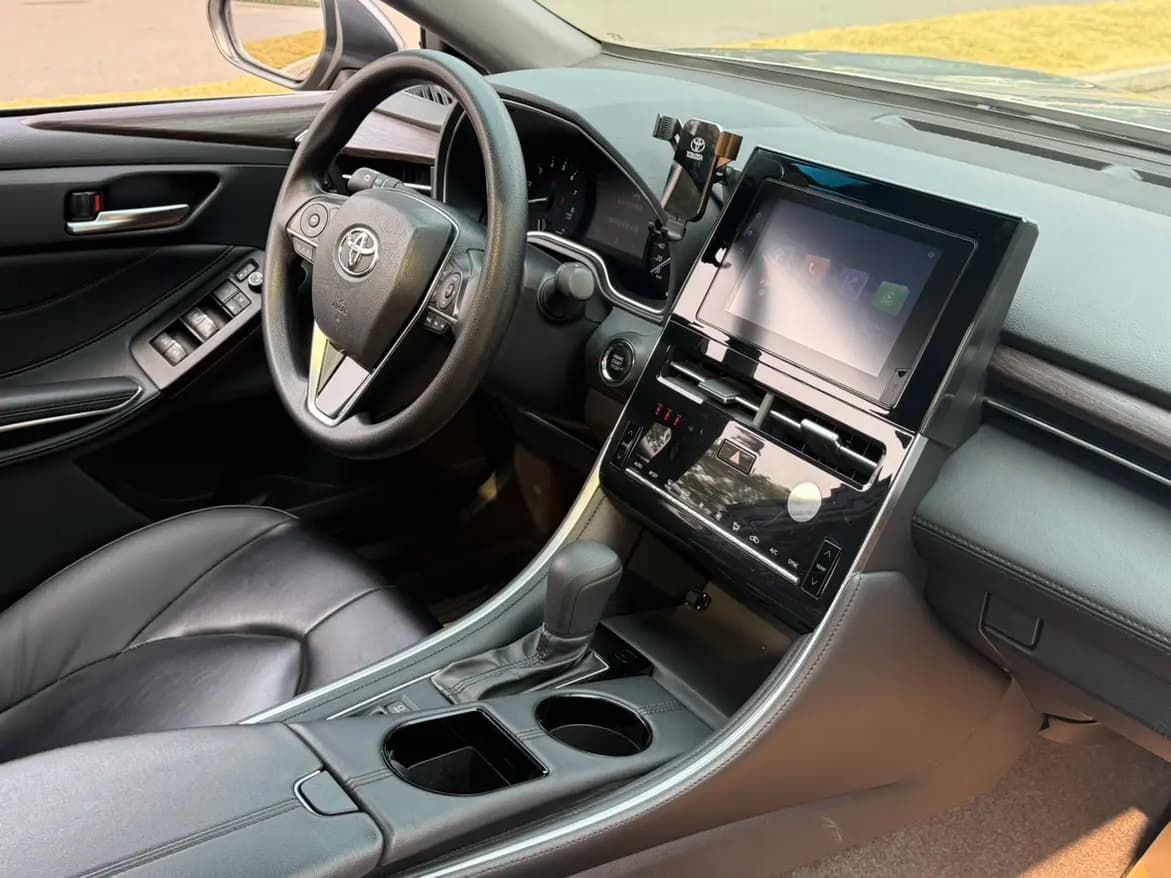 Toyota Avalon 2022 г. 45119 км. — фото 9