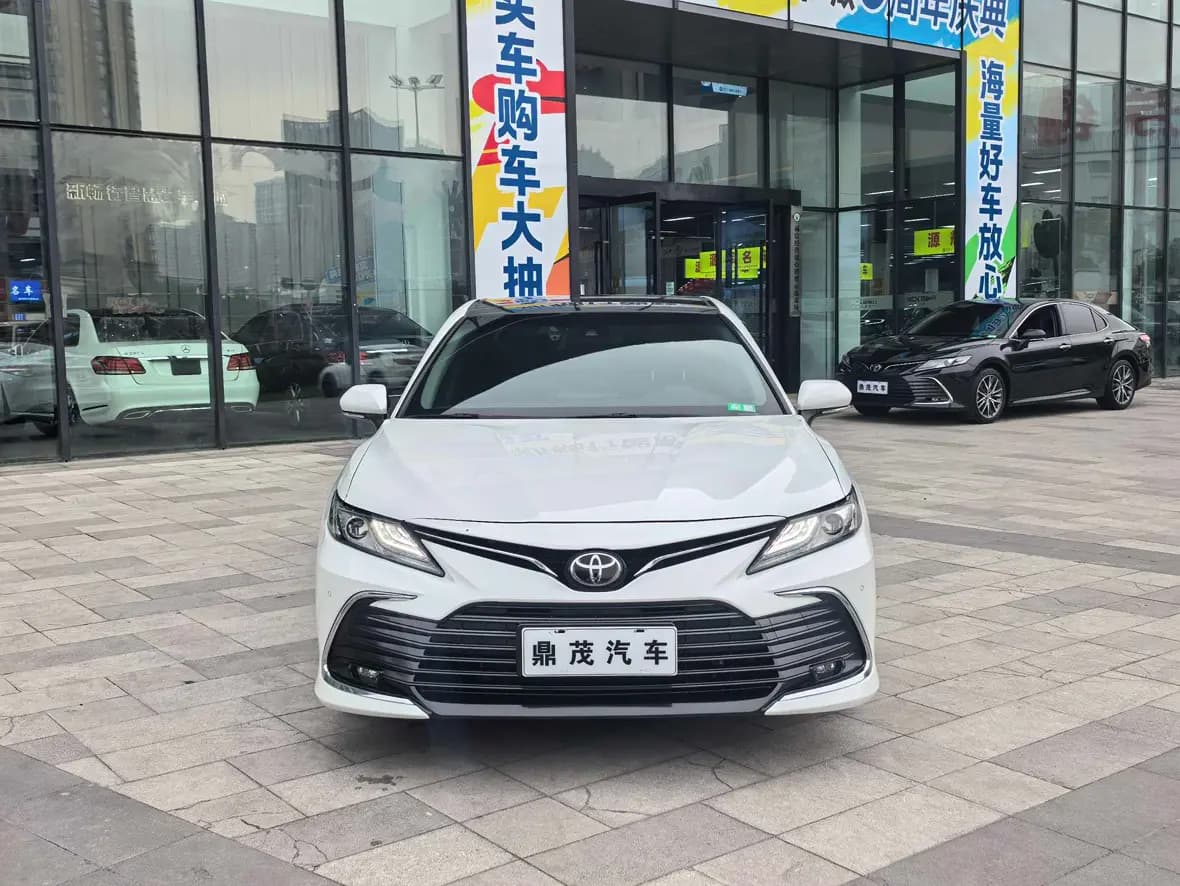 Toyota Camry 2022 г. 24000 км. — фото 2