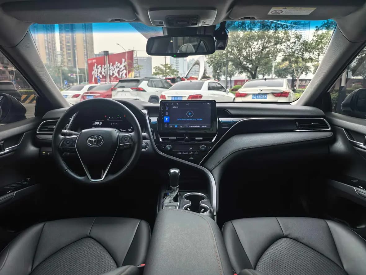 Toyota Camry 2022 г. 24000 км. — фото 12