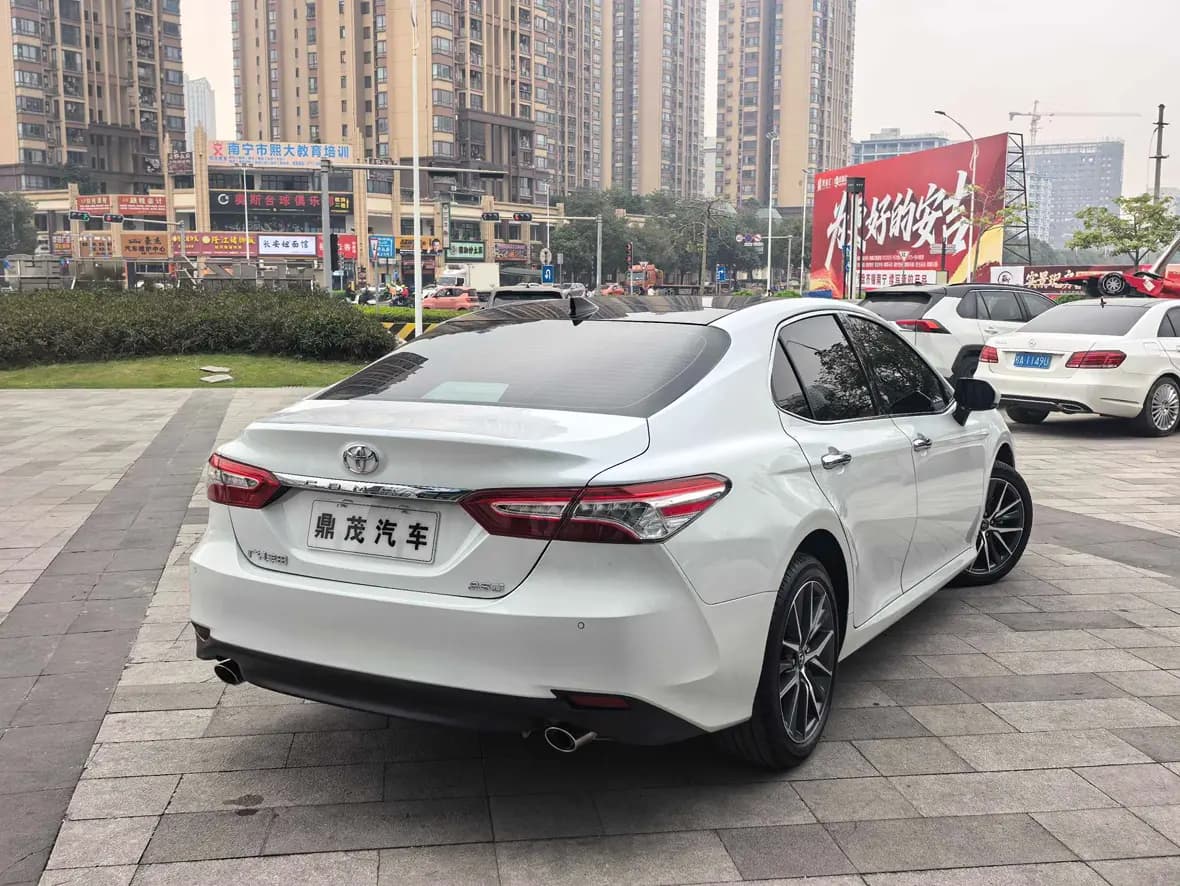 Toyota Camry 2022 г. 24000 км. — фото 5